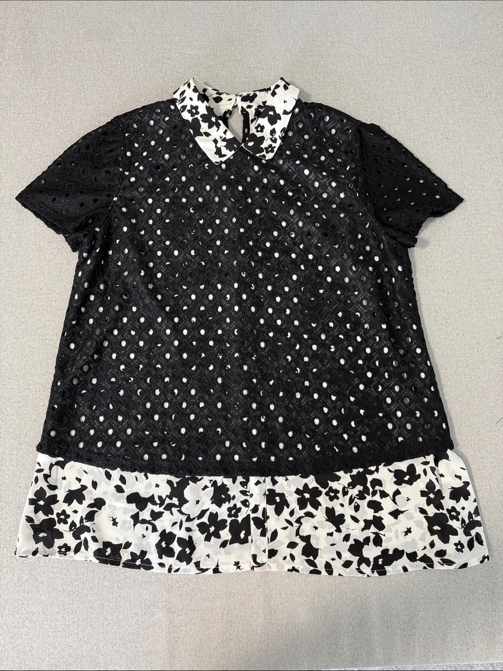 ELLE Women's Black Eyelet Lace Overlay Top with Contrast Collar and Hem SZM - Picture 16 of 16